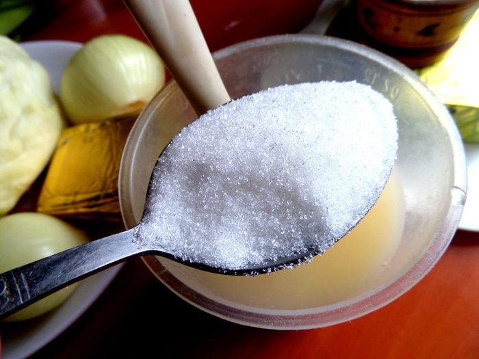 Мини-пирожки с капустой, сельдереем, шпинатом и сыром