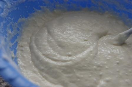 Панкейки творожные со смородиново-медовым соусом