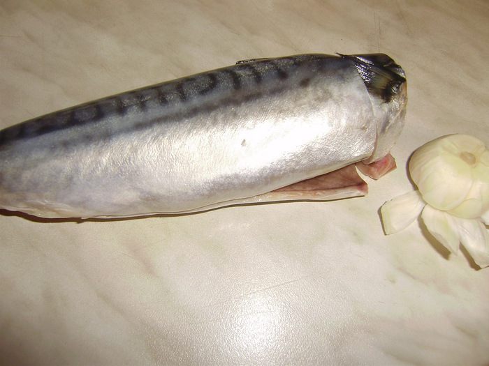 Запеченная скумбрия с укропом...