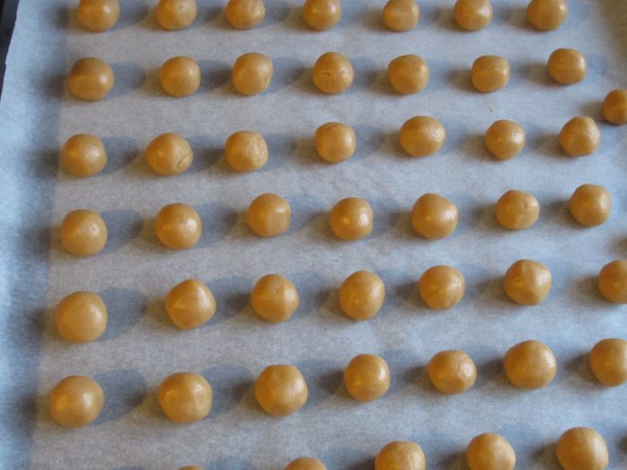 Печенье со сливочно-кофейной начинкой