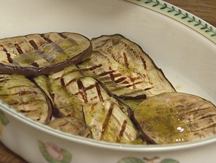 Овощная лазанья с козьим сыром