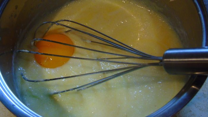 Маковый пирог с грушей