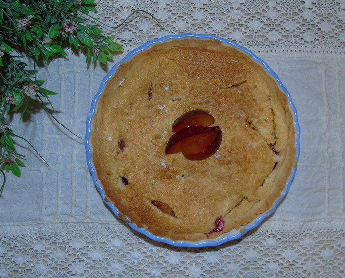 Тарт со сливой 