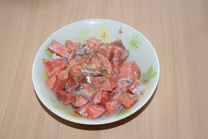 Рыбный пирог с плавленым сыром