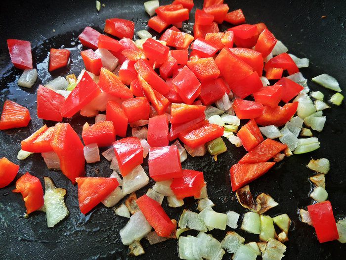 Закрытый пирог с рисом и курицей