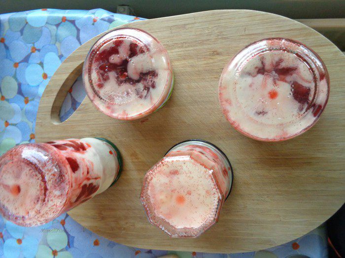 Клубнично-ванильный конфитюр с кремом из маршмеллоу