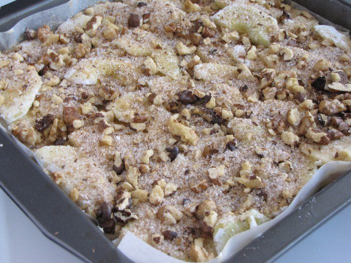 Яблочно-ореховый пирог