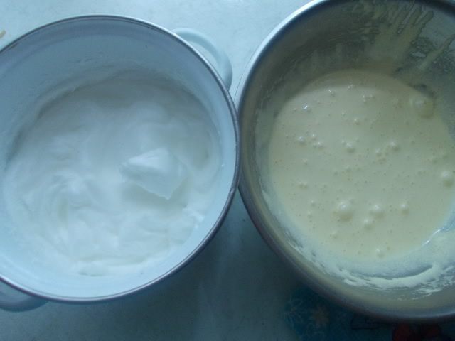 Рулет с клубничным муссом