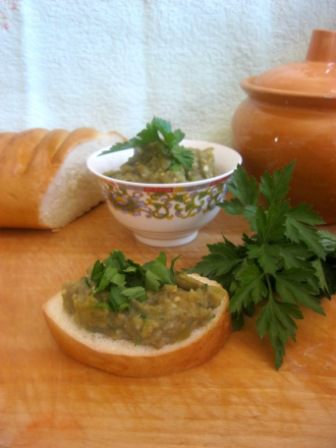Дип из запеченных баклажанов и перца