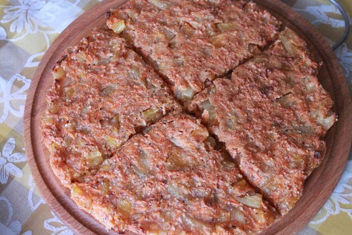 Коврижка морковная с фруктами