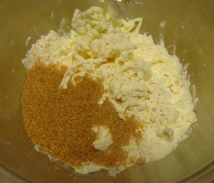 Шоколадное печенье с кешью и кремом тоффи