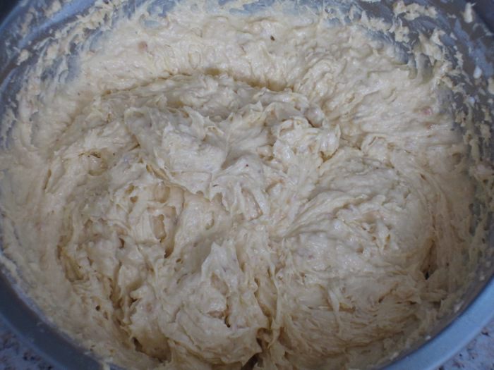 Пирог с фундуком и абрикосами