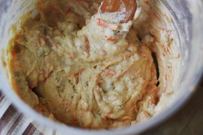 Кекс с тыквой, морковью и орехами