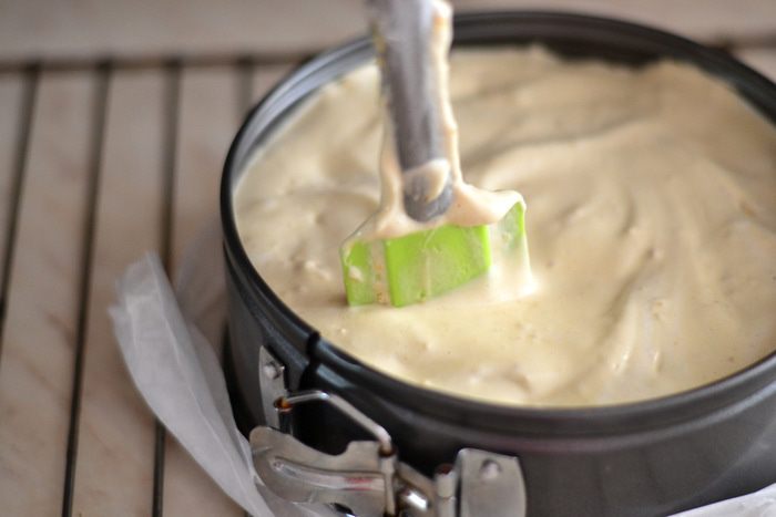 Медовый торт с малиновым мармеладом