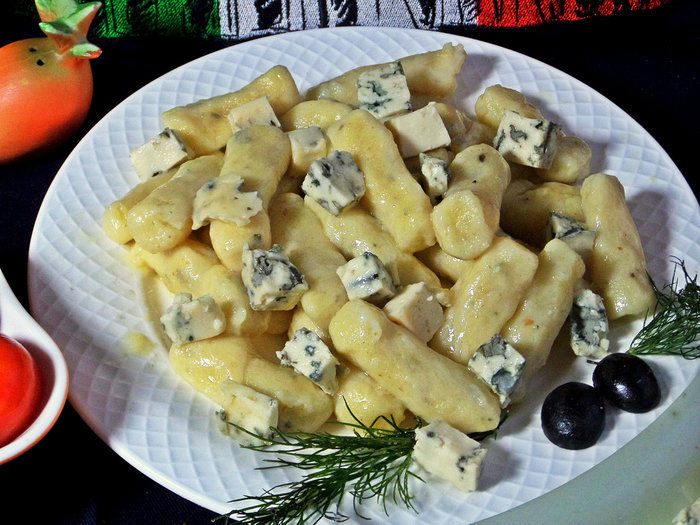 Картофельные гноччи (ньокки) с горгонзолой