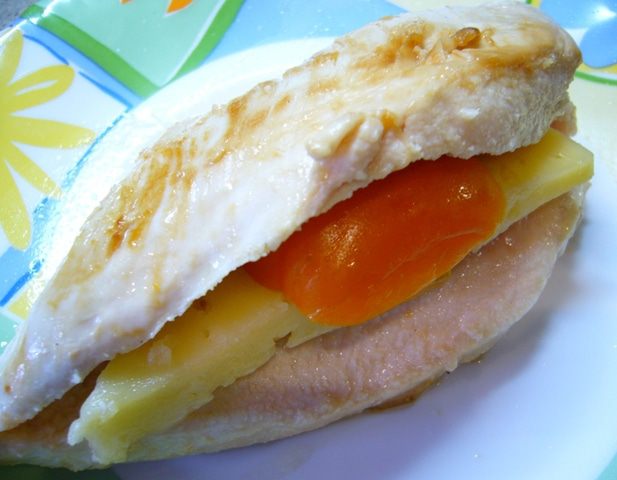 Курица, запеченная  с овощами