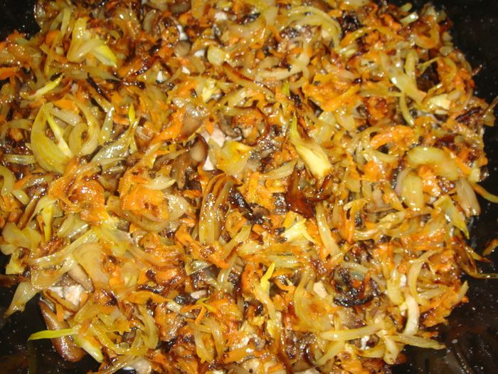 Свиной язык под картофельной шубой