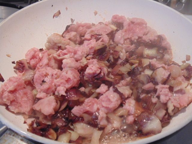 Гречневые блины с начинкой из цикория и фарша