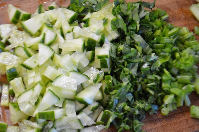 Салат с булгуром и зеленью
