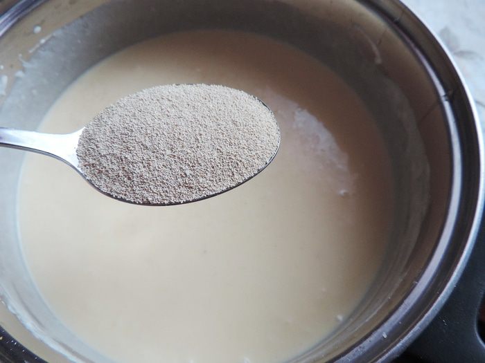 Рогалики с маком и яблоками
