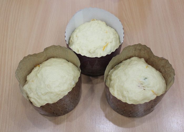Апельсиновый кулич с цукатами