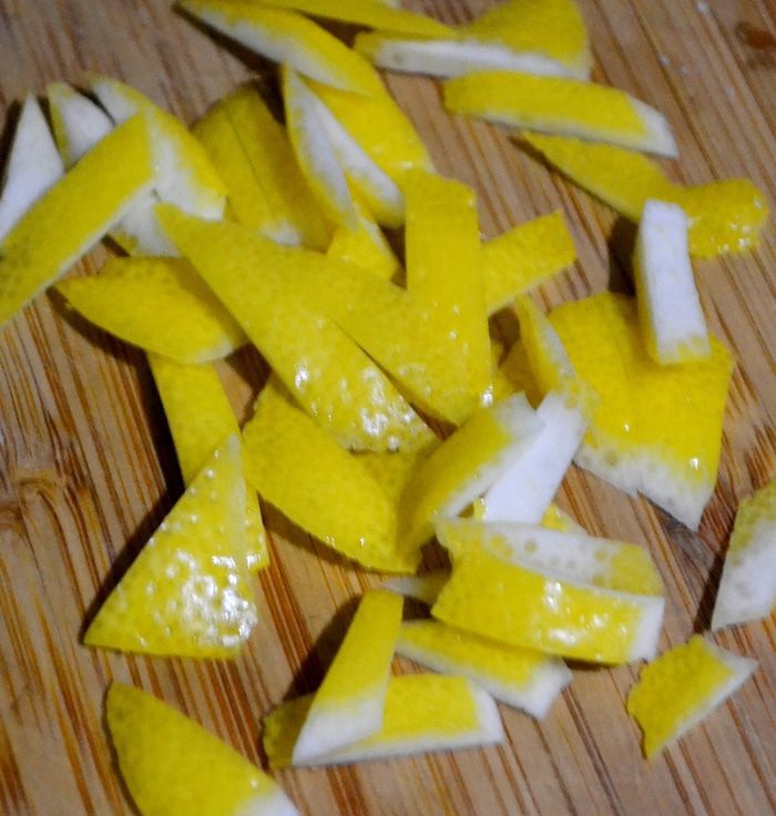 Варенье яблочно-ежевичное с лимонными корочками