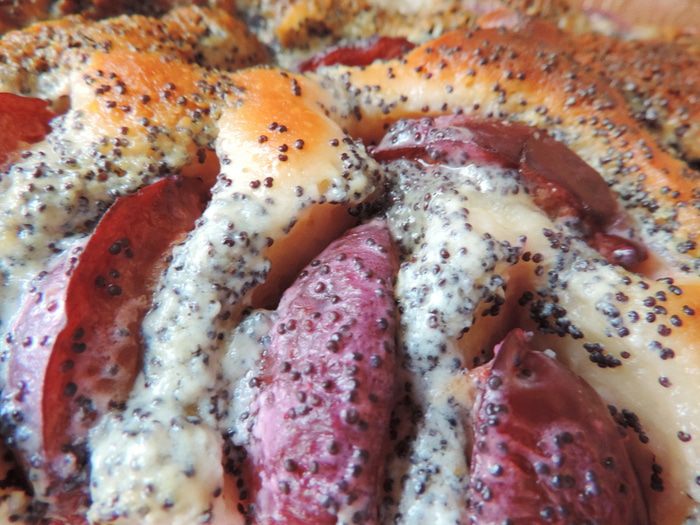Сливовый пирог с маковой заливкой &amp;quot;Искушение&amp;quot;