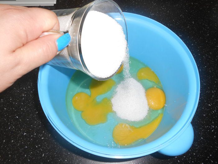 Лимонный пирог с миндалем