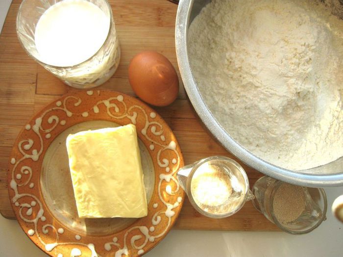 Пирог с яйцами и грибами