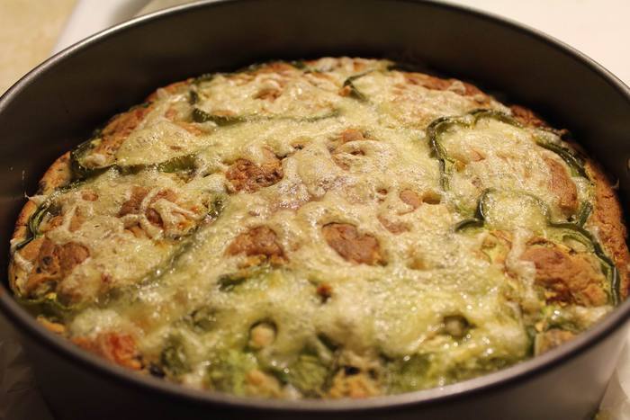 Пирог из кукурузной муки с грибами