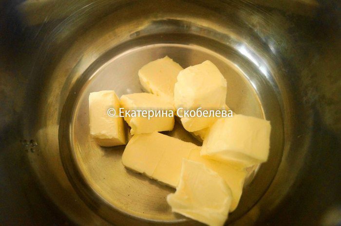 Пирог из заварного теста с ароматнейшей мясной начинкой