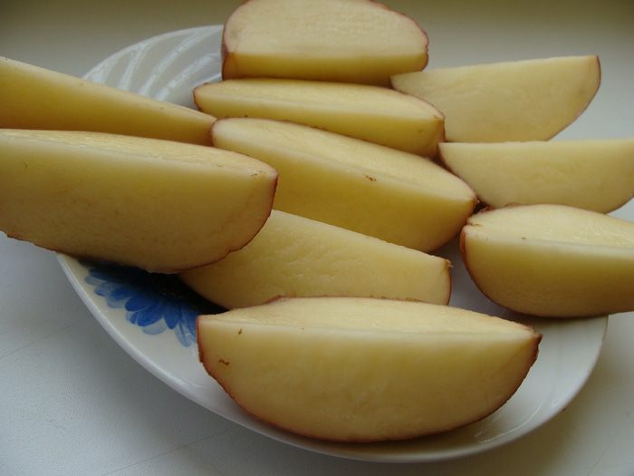 Запеченный пряный картофель 