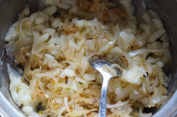 Пирожки с квашеной капустой