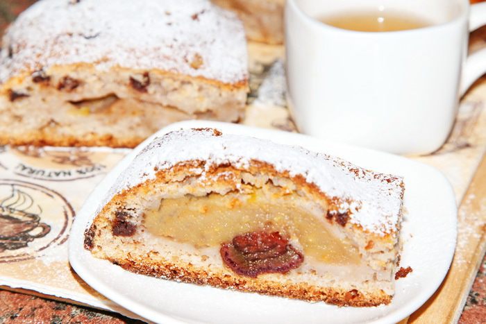 Пирог с яблоками