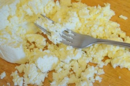 Мини-кутабы со свежей огородной зеленью