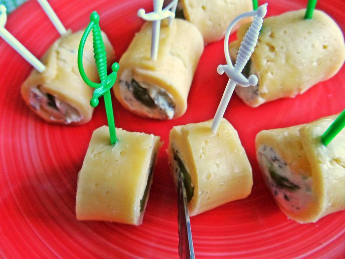 Сырные рулетики с киви