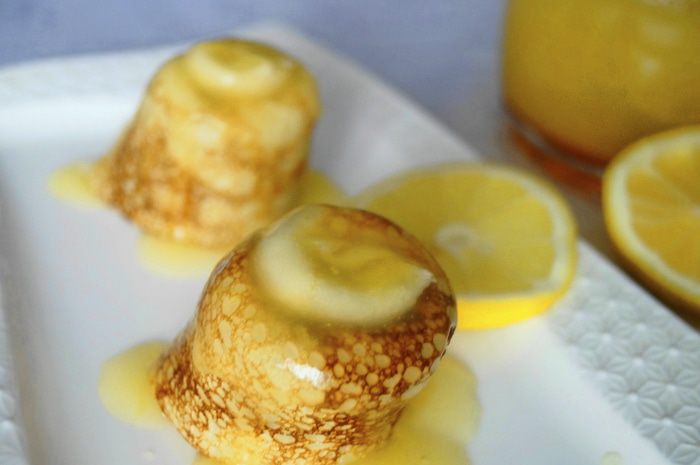 Блинчики с апельсиново-лимонным соусом