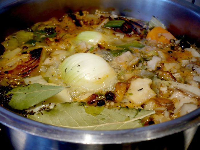 Швабский суп с домашними шпецле (Gaisburger Marsch)