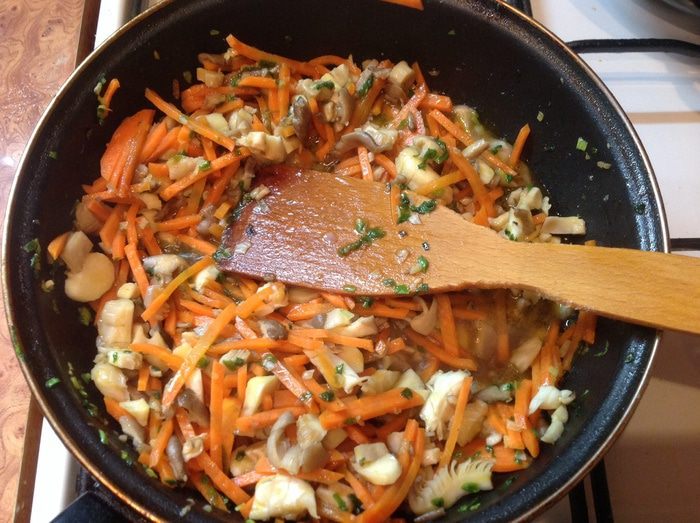 Лапша соба с овощами