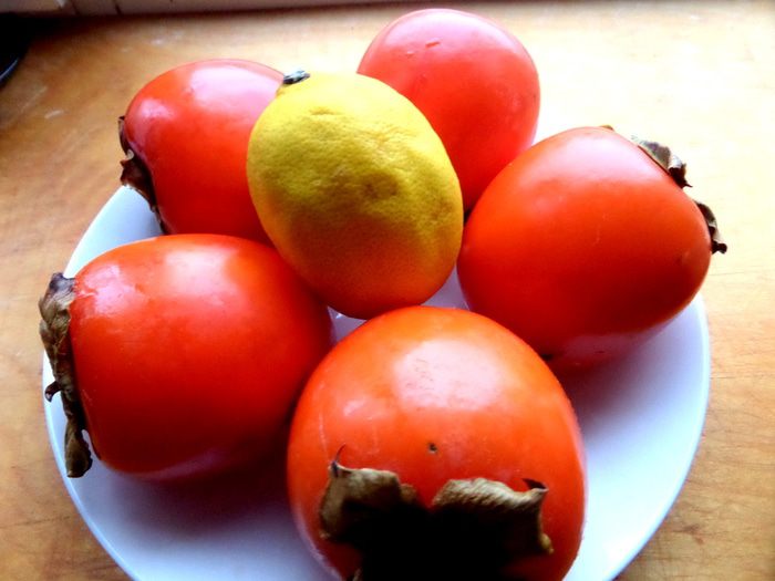 Ватрушка под мармеладом из хурмы