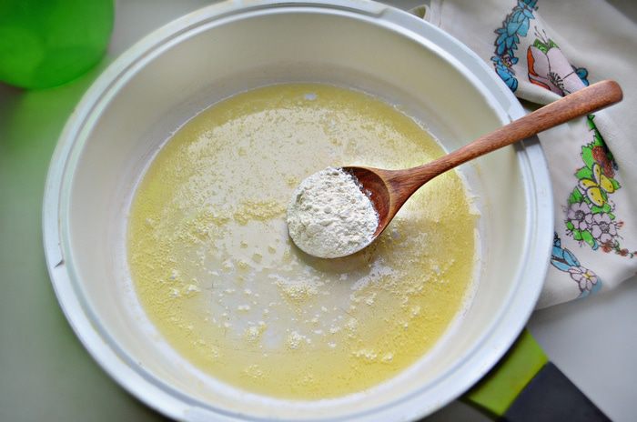 Блинчатый пирог с копчёной рыбой