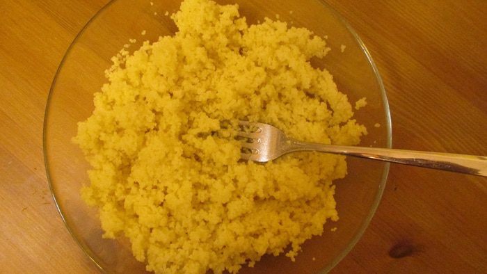 Кускус со свеклой и адыгейским сыром