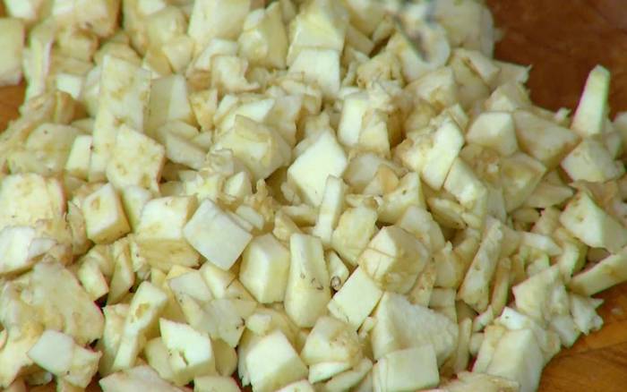 Фаршированные баклажаны с пармезаном и козьим сыром