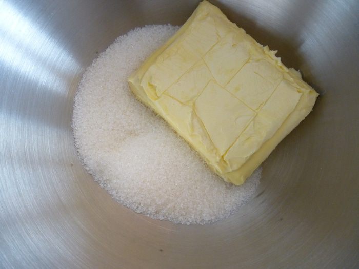 Нежный тыквенный кекс под сливочной шапочкой