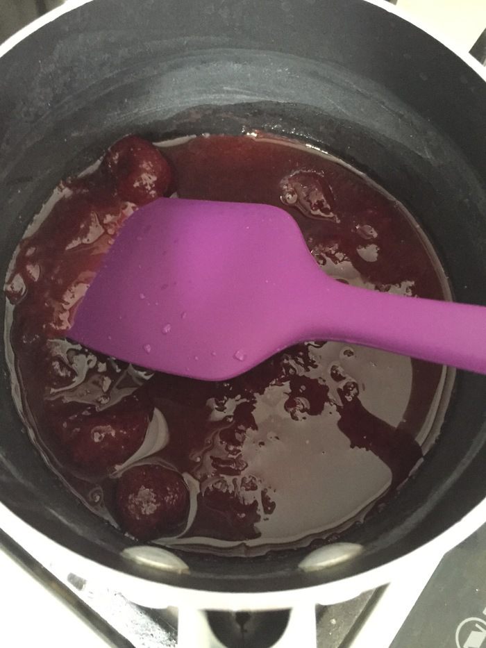 Мегаягодный миндальный кекс 