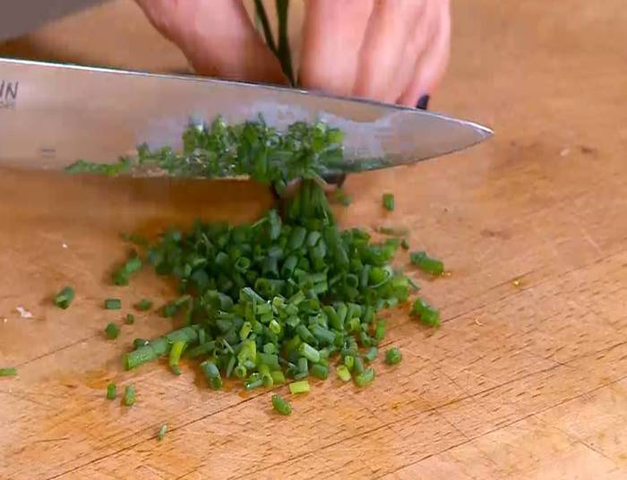 Цукини, фаршированные муссом из артишоков 