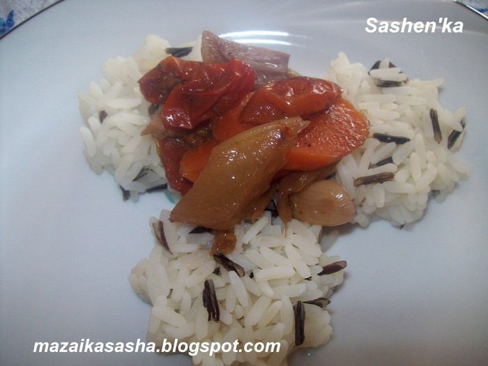 Куриные ножки тушеные с овощами в красном вине