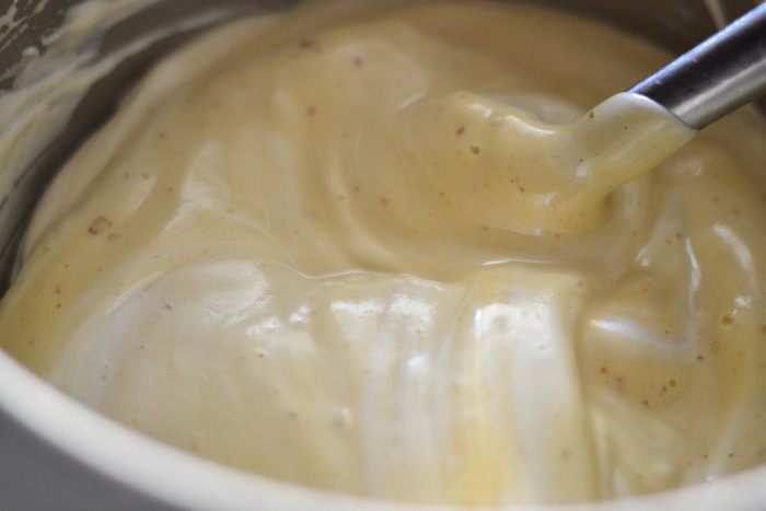 Медовый торт с малиновым мармеладом