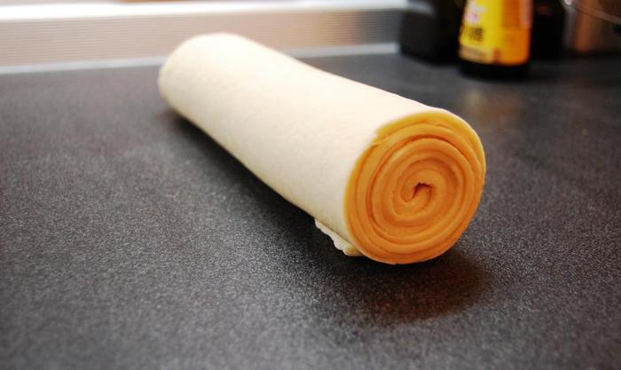 Постный яблочный рулет (українські страви)