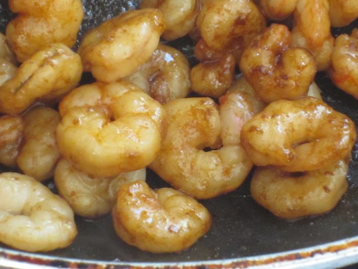 Кускус с грибами, креветками и стручковой фасолью